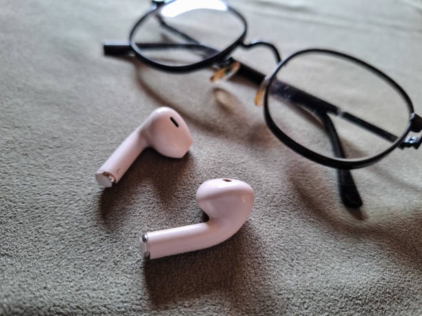 Exploring the Latest Features of M95 Translator Earbuds